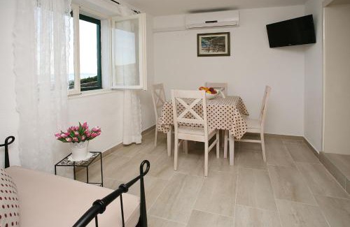 Klis House | Holiday Home Miklica