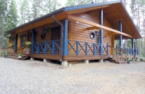 Haapamaki House | Holiday Home Mustikka by Interhome