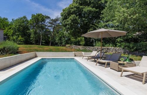 Krsan House | Holiday Home Nino by Interhome