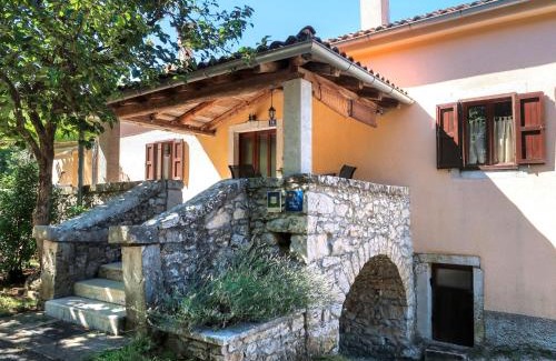 Krsan House | Holiday Home Nino by Interhome