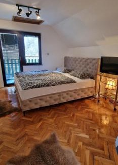 Zenica-Doboj Canton House | Holiday Home Oaza Mira