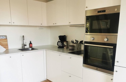 Ytterbystrand House | Holiday home on Resarö near the sea | SE13008