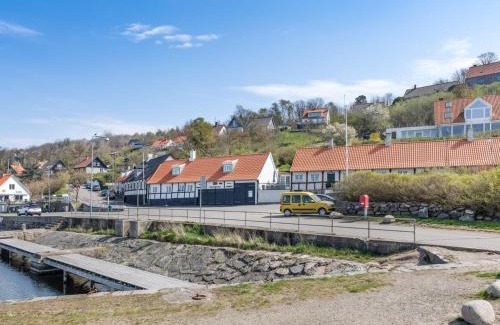 Vang House | Holiday Home Paaske - 350m from the sea by Interhome