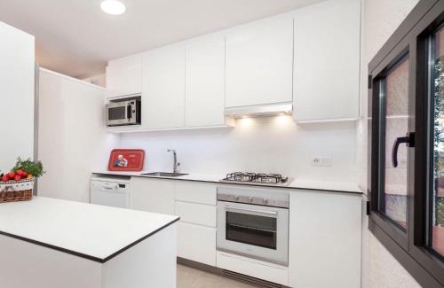 Calonge House | Holiday Home Paris by Interhome