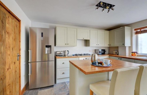 Troon House | Holiday Home Pendarves by Interhome