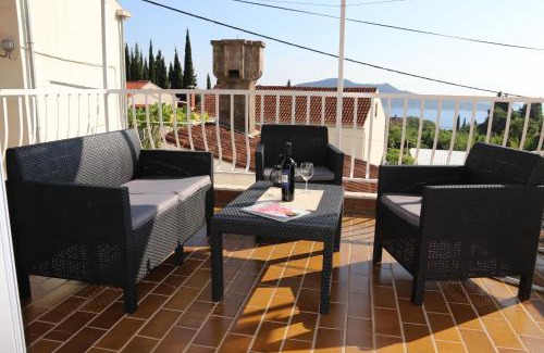 Trsteno House | Holiday Home Platanus