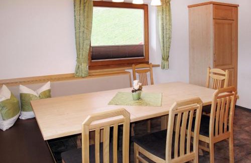 Bramberg am Wildkogel House | Holiday Home Prieslern-3 by Interhome