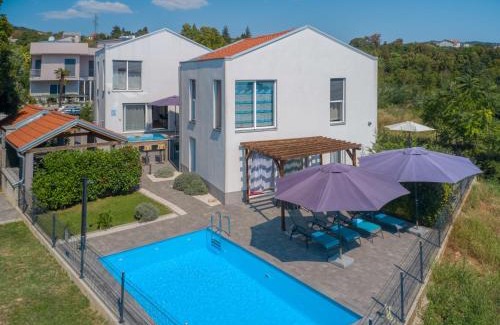 Pobri House | Holiday Home Races by Interhome