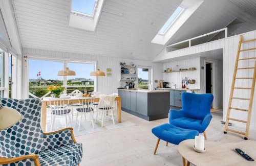 Lokken House | Holiday Home Regnwald - 400m from the sea by Interhome