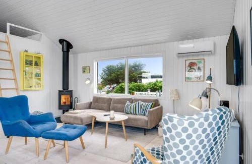 Lokken House | Holiday Home Regnwald - 400m from the sea by Interhome