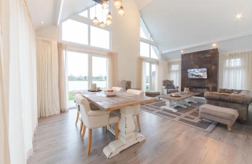 Wemeldinge House | Holiday Home Ruisweg 16 by Interhome