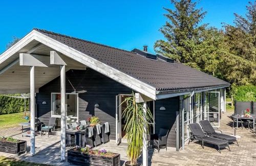 Juelsminde House | Holiday Home Shania - 300m from the sea by Interhome