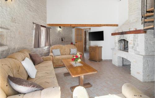 Jursici House | Holiday Home Skicini With Fireplace 04