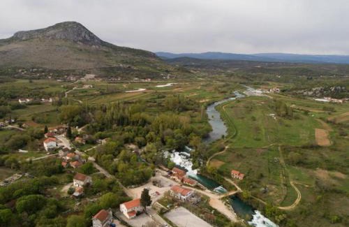 Trn House | Holiday Home Slap Koćuša