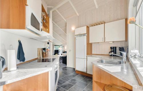 Mommark Strand House | Holiday Home Sydals 6