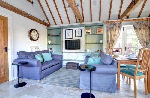 Linton House | Holiday Home The Old Pump by Interhome