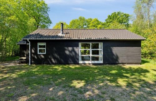 Skygge House | Holiday Home Tomine by Interhome