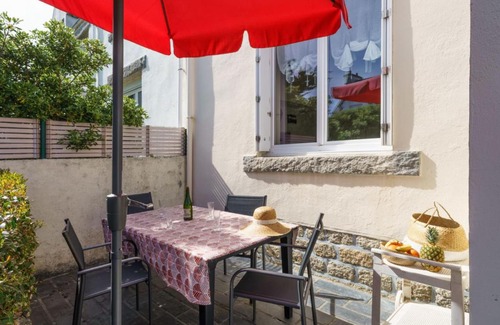 Penmarch House | Holiday Home Ty Martelod by Interhome