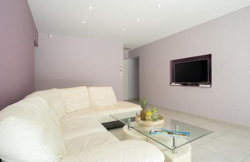 Le Grau-dʼAgde House | Holiday Home Villa du Littoral by Interhome