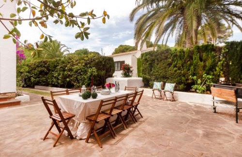 Cambrils House | Holiday Home Villa Esplai by Interhome