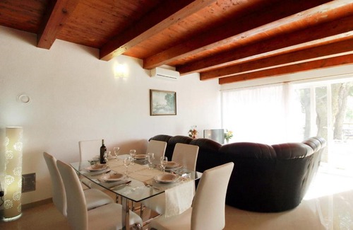 Krusevo House | Holiday Home Villa Sandra by Interhome