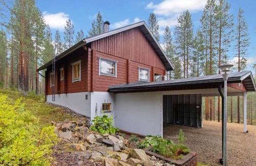 Pyhatunturi House | Holiday Home Villa uuttu by Interhome