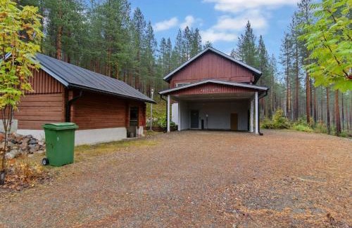 Pyhatunturi House | Holiday Home Villa uuttu by Interhome