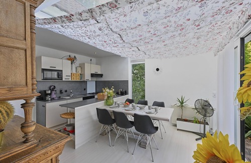 Stevensweert House | Holiday home with stunning water views