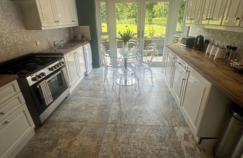 Grasmere House | Holiday home with stunning view, open fire, sleeps up to 10