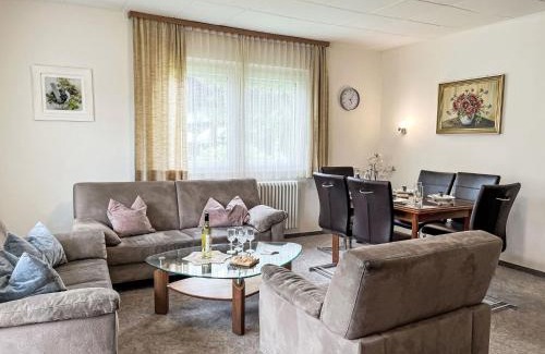 Loffingen House | Holiday Home Zum munteren Eichhörnchen by Interhome
