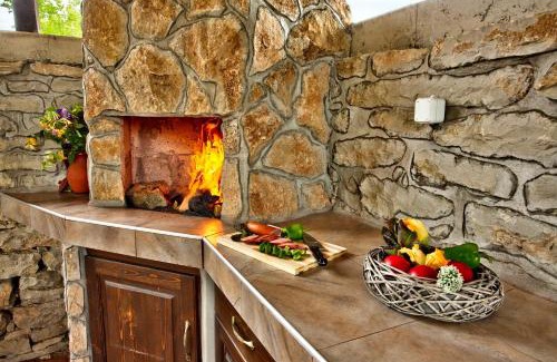 Cherven Bryag House | Holiday Homes Chudna