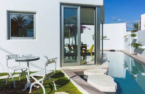 Sant Jordi de Ses Salines House | Holiday house Coves des Formenter for 1 - 8 persons with 4 bedrooms - Holiday home