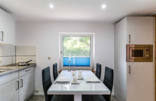 Dierhagen Ost Apartment | Holiday house 2 - Hotel Haus Windhook (directly at the Baltic Sea)
