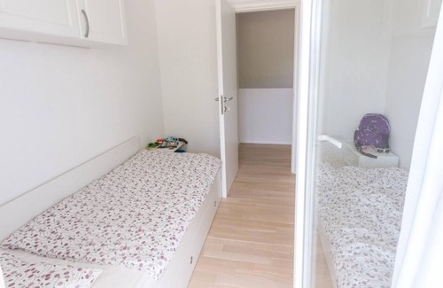 Jurandvor House | Holiday house Baška for 6 - 8 persons with 3 bedrooms - Holiday home