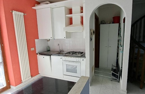 Castello House | Holiday house Castelveccana for 1 - 5 persons with 2 bedrooms - Row house
