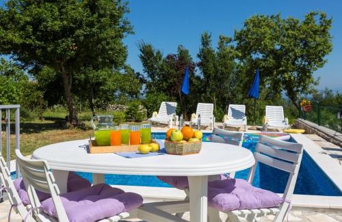 Bartici House | Holiday house in Labin with terrace, air conditioning, W-LAN, washing machine (4866-1)