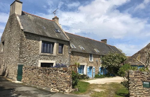 La Richardais House | Holiday house La Richardais for 1 - 5 persons with 3 bedrooms - Row house