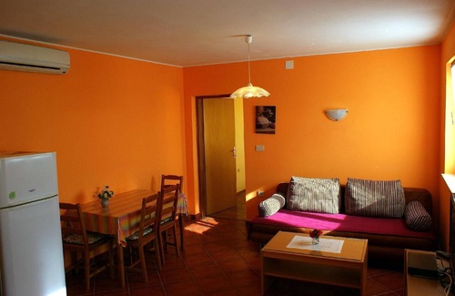 Salakovci House | Holiday house Labin for 1 - 5 persons with 1 bedroom - Row house
