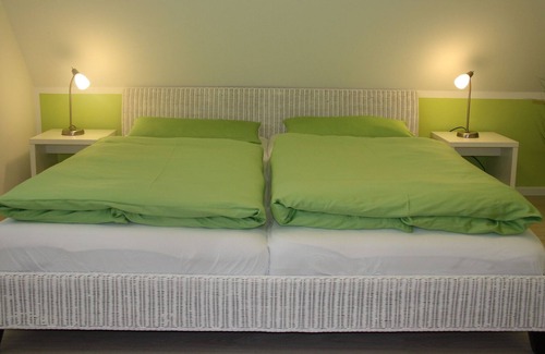 Rosenhagen House | Holiday house "Nordstern" 400m BC Beach, beach chair, fireplace, free WiFi