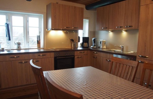 Fedderswarf House | Holiday house Ockholm for 1 - 8 persons with 4 bedrooms - Row house