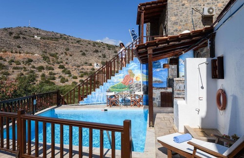 Mavrikiano House | Holiday house Plaka for 1 - 6 persons with 2 bedrooms - Twin house