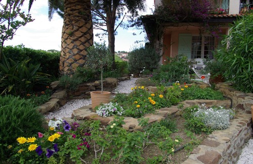 Collioure Villa | HOLIDAY IN A VILLA in Collioure, CHARACTER COUNTRY
