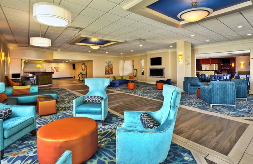 Fairlawn Hotel | Holiday Inn Akron West - Fairlawn by IHG