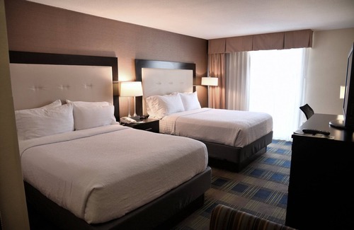 Fairlawn Hotel | Holiday Inn Akron West - Fairlawn by IHG