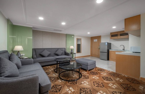 Haidian Hotel | Holiday Inn Beijing Chang An West by IHG