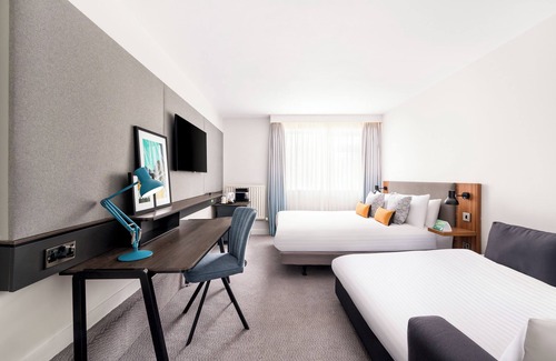Birmingham Hotel | Holiday Inn Birmingham M6 Jct7 by IHG