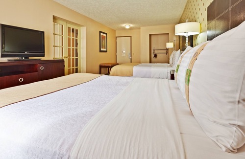 Bloomington Hotel | Holiday Inn Bloomington-University Area by IHG