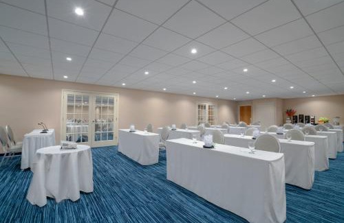 Hyannis Hotel | Holiday Inn Cape Cod - Hyannis by IHG