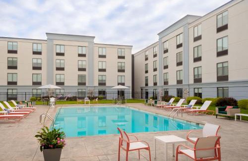 East Windsor Hotel | Holiday Inn East Windsor by IHG