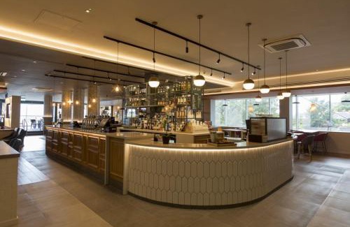 Ellemford Hotel | Holiday Inn Edinburgh Zoo by IHG